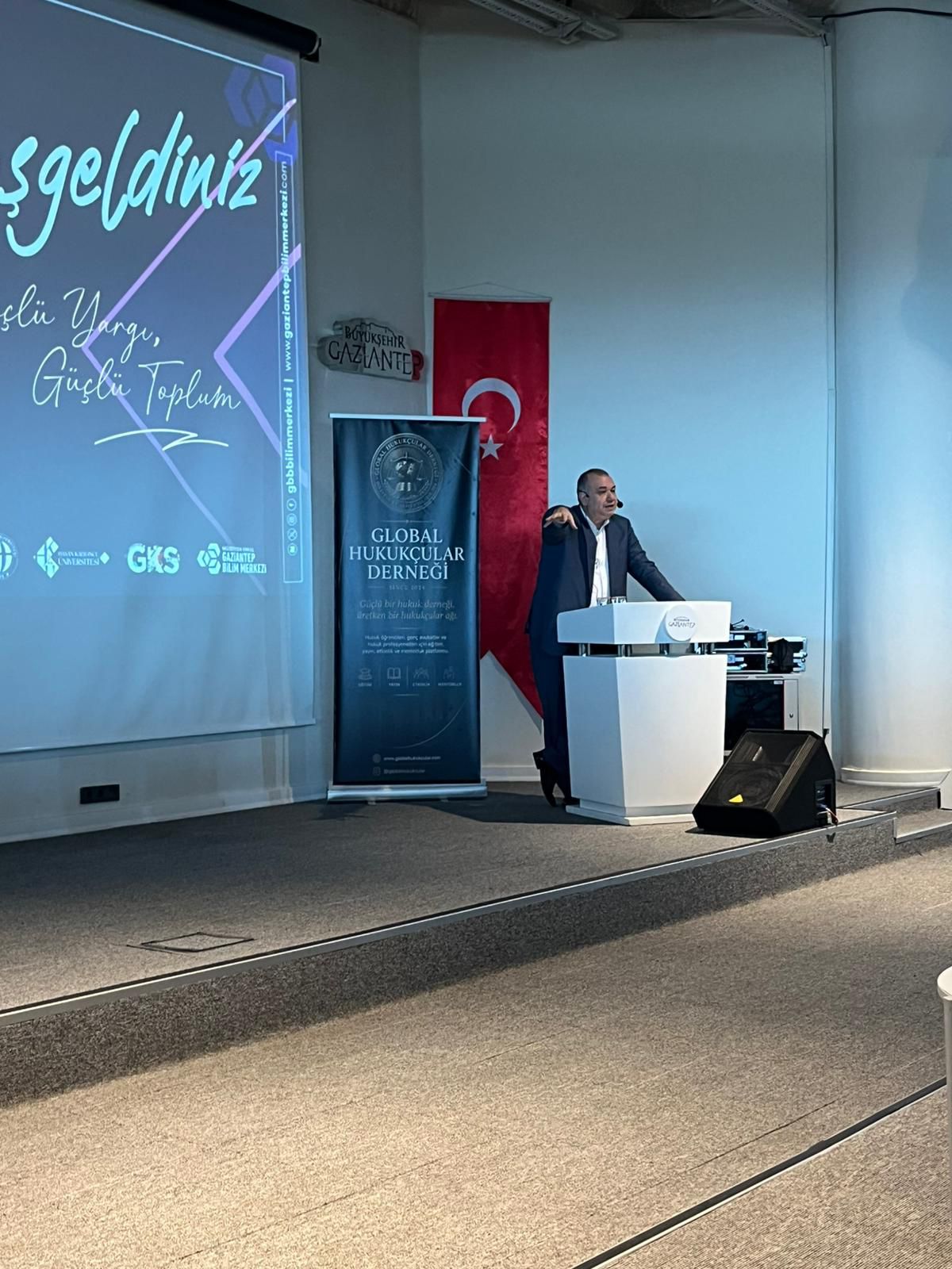 İKİNCİ OTURUM: HUKUK DEVLETİ